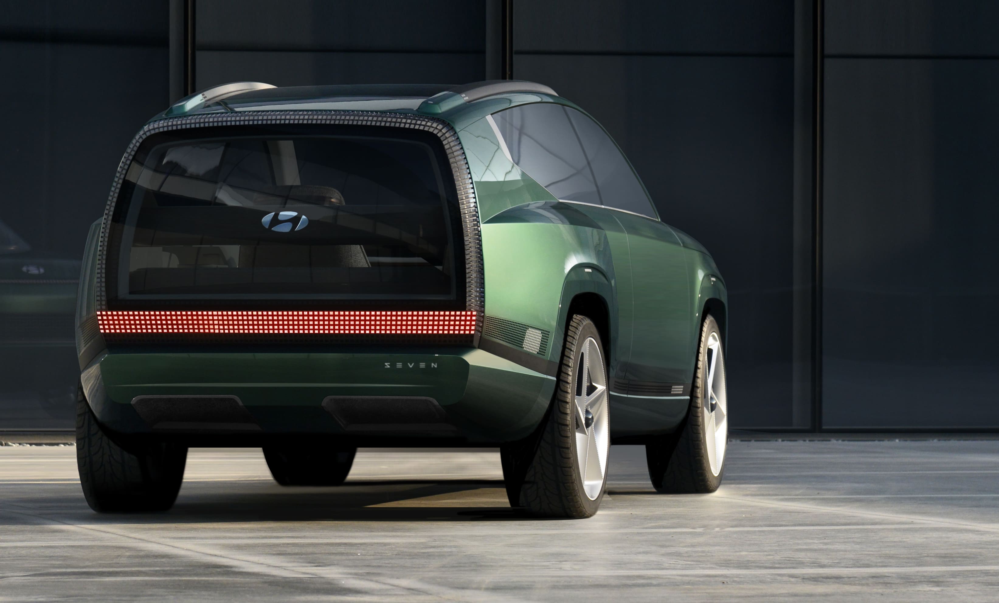 Hyundai Motor представила концепт SEVEN – позасегментний позашляховик бренду IONIQ | Хюндай Мотор Україна - фото 11