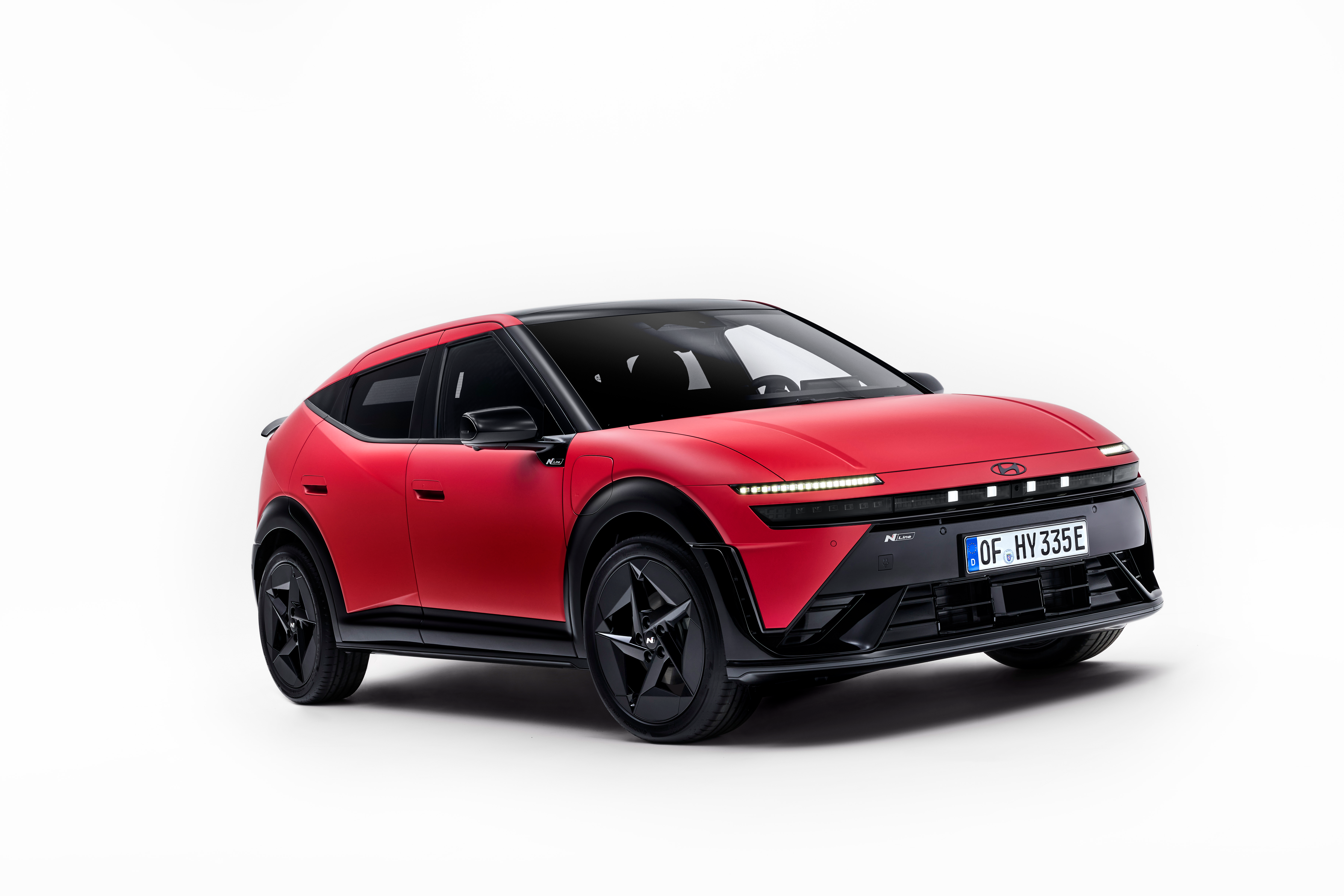 Hyundai Motor Europe представляє IONIQ 3: Aero Hatch нового покоління, що піднімає на новий рівень технології електроавтомобілів задля простоти, місткості та інтуїтивності водіння | Хюндай Мотор - фото 6