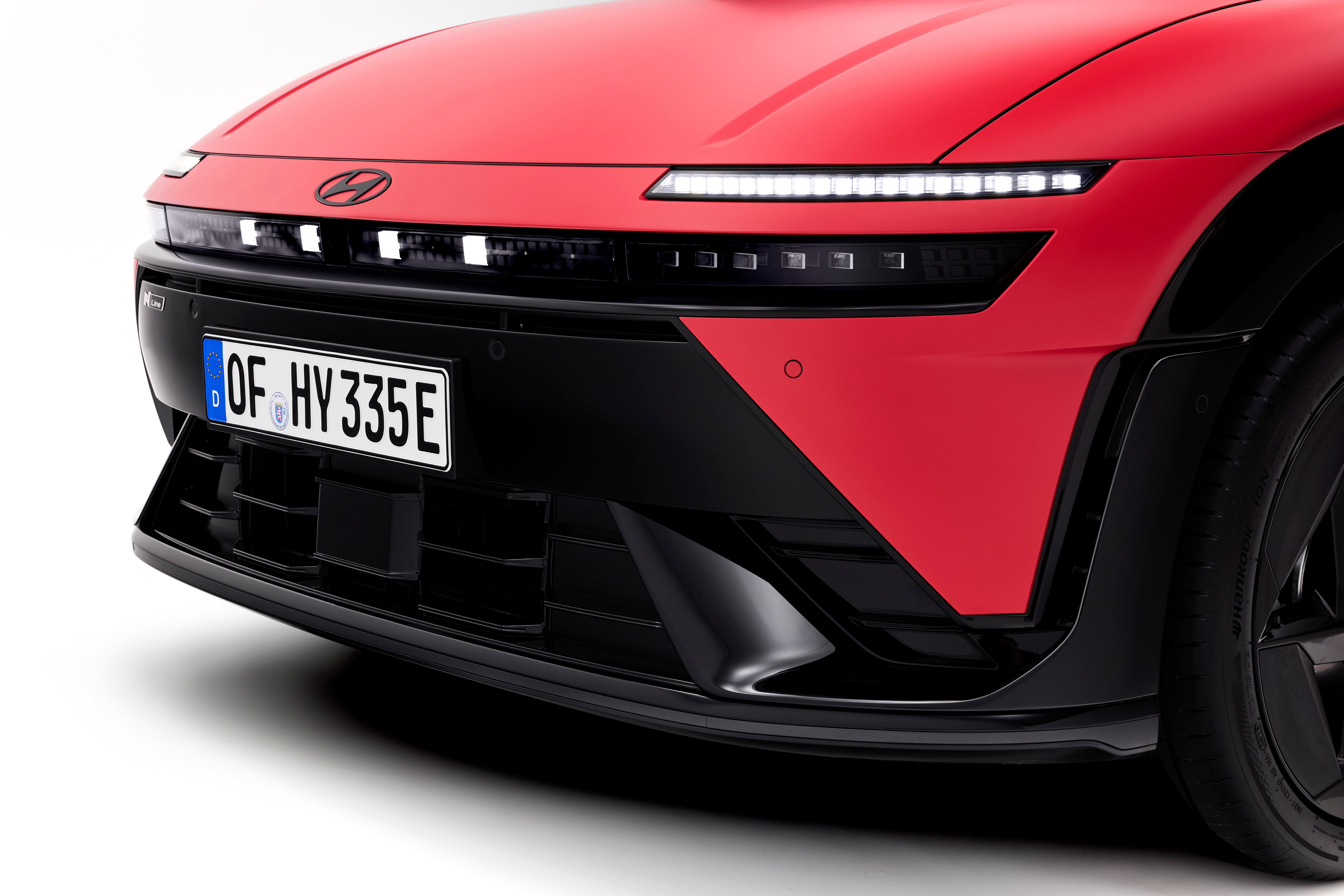 Hyundai Motor Europe представляє IONIQ 3: Aero Hatch нового покоління, що піднімає на новий рівень технології електроавтомобілів задля простоти, місткості та інтуїтивності водіння | Хюндай Мотор - фото 10