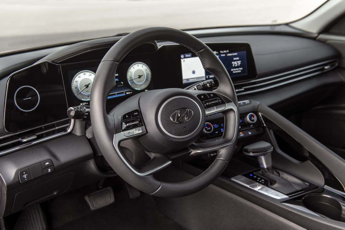 Голливудский дебют: новые Hyundai Elantra и Elantra Hybrid представлены официально | Хюндай Мотор Україна - фото 9