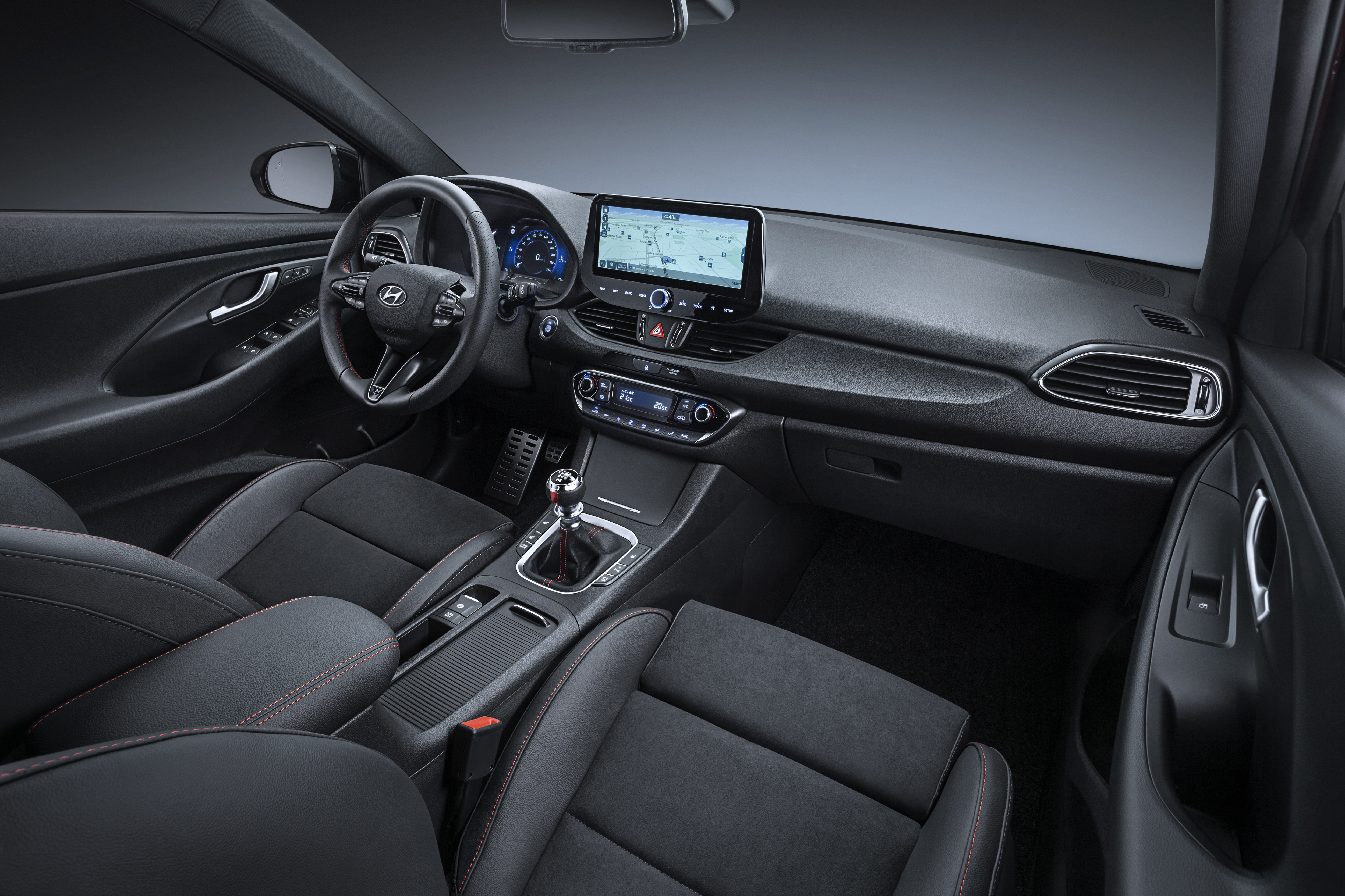 Новый Hyundai i30: стильный, безопасный и высокотехнологичный | Хюндай Мотор Україна - фото 7